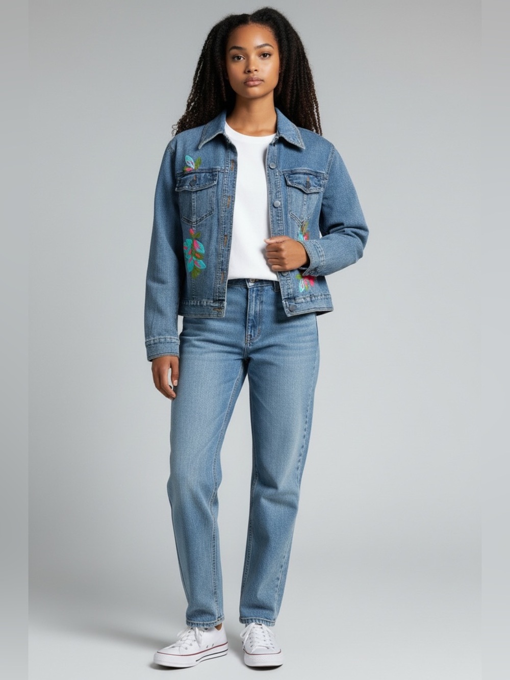 Women’s Straight Leg Jeans in Light Blue Denim